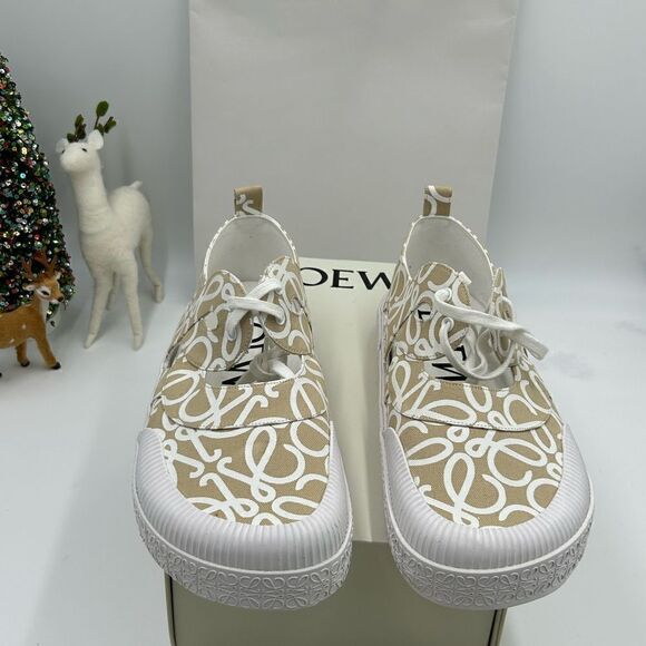 Men’s Loewe canvas sneaker size 45 made in Spain - Picture 4 of 10